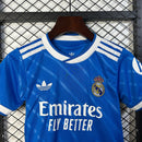 KIT INFANTIL DO REAL MADRID 25/26 AZUL