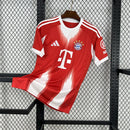 CAMISOLA DO BAYERN MUNICH 25/26 VERMELHO E BRANCO